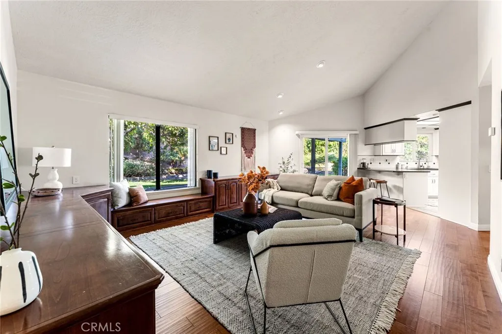 1257 Citrus, Upland, California 91784 home-pic-22