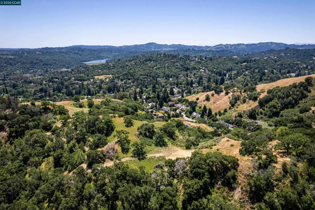 Happy Valley & Lafayette Reservoir View