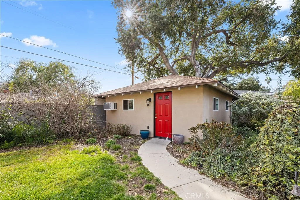 754 W 9th, Claremont, California 91711 home-pic-8