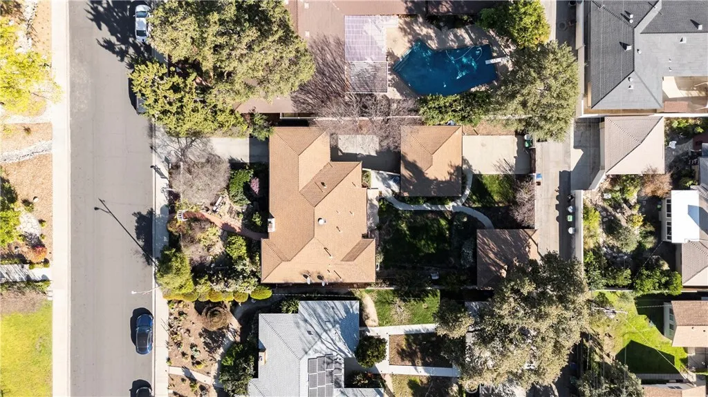 754 W 9th, Claremont, California 91711 home-pic-10