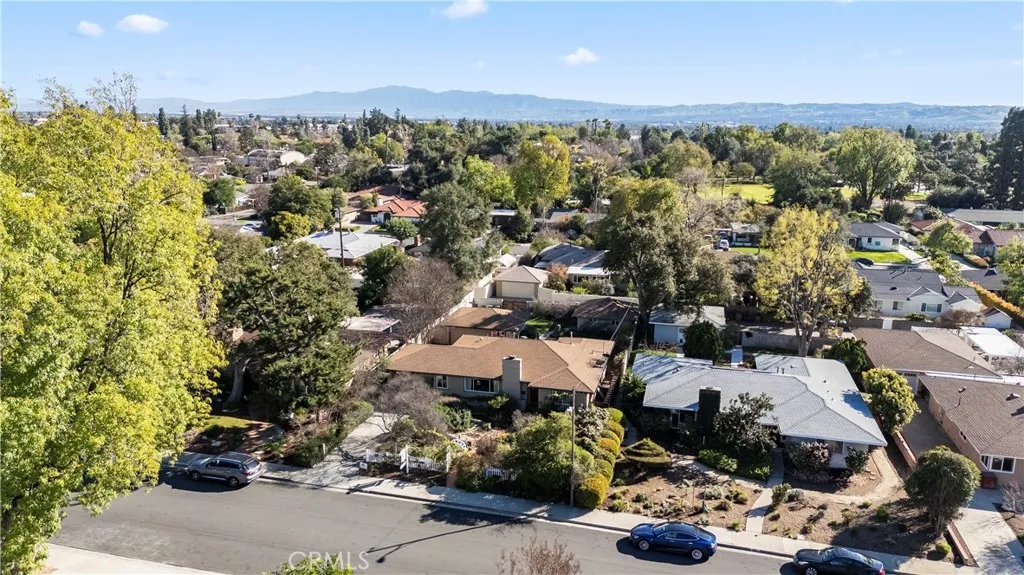 754 W 9th, Claremont, California 91711 home-pic-13