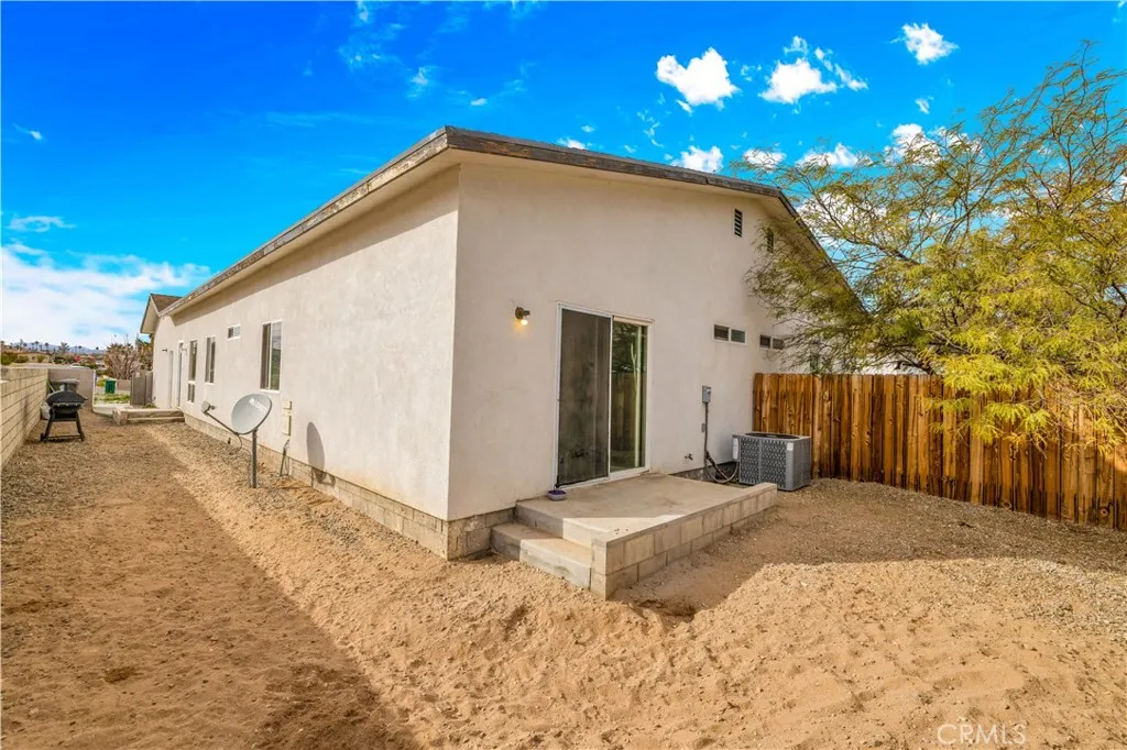 6453 Athol Avenue, 29 Palms, California 92277 home-pic-51