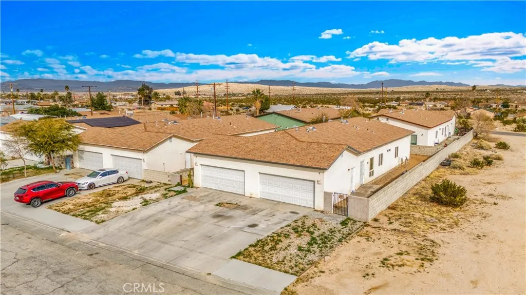 6453 Athol Avenue, 29 Palms, California 92277 home-pic-1