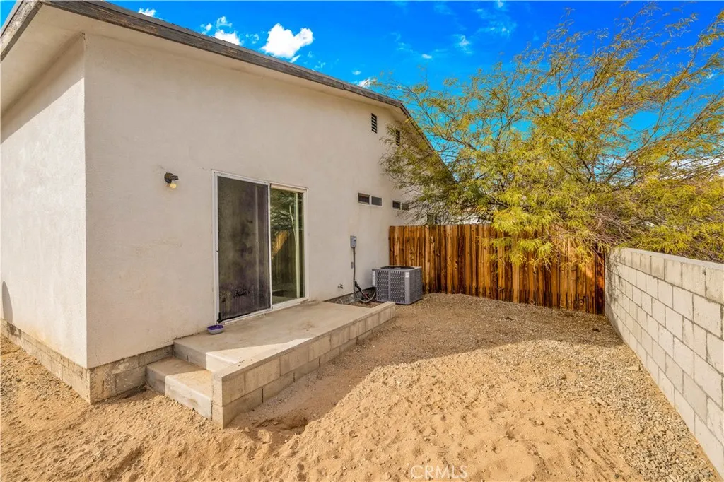 6453 Athol Avenue, 29 Palms, California 92277 home-pic-52
