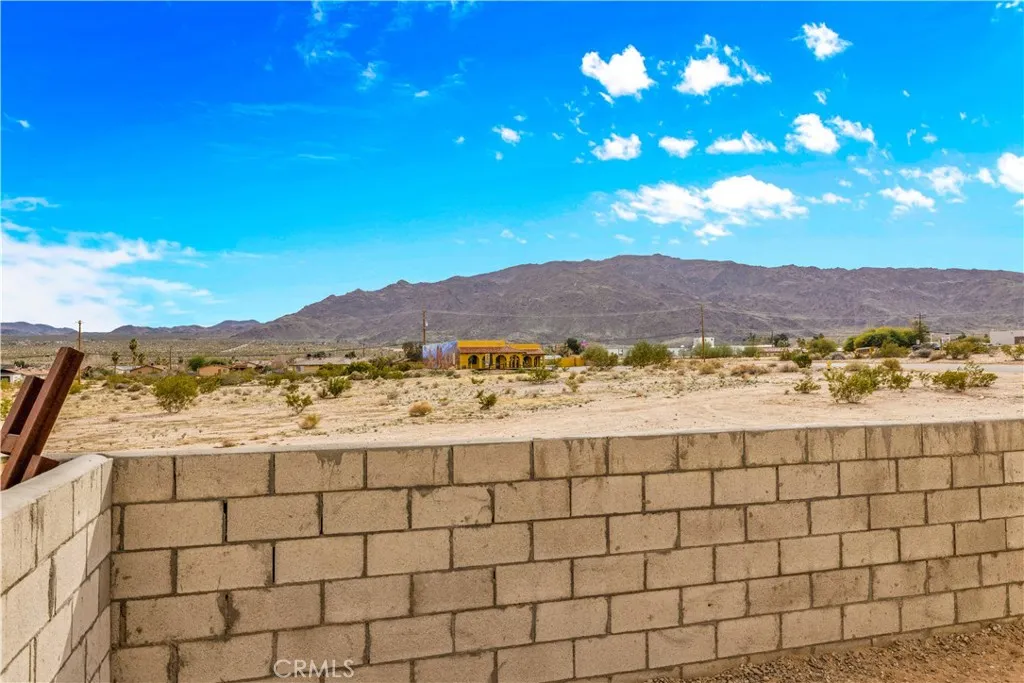 6453 Athol Avenue, 29 Palms, California 92277 home-pic-53