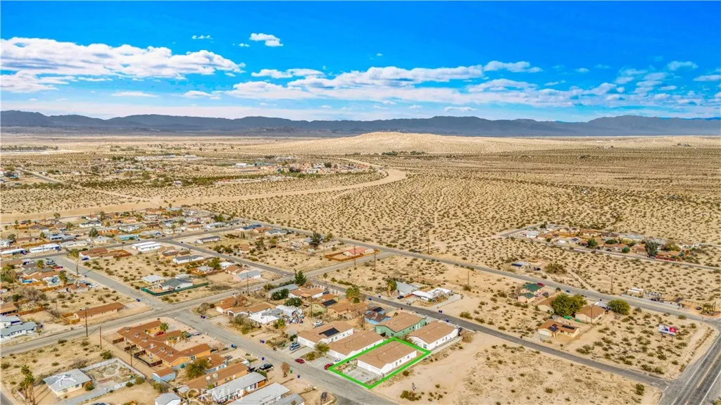 6453 Athol Avenue, 29 Palms, California 92277 home-pic-61