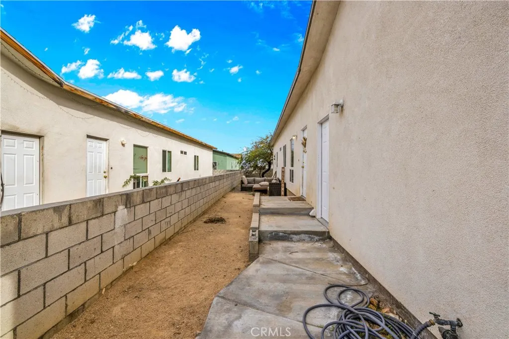 6453 Athol Avenue, 29 Palms, California 92277 home-pic-23