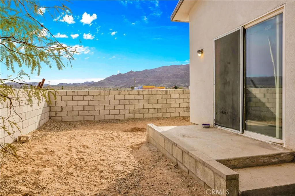 6453 Athol Avenue, 29 Palms, California 92277 home-pic-54