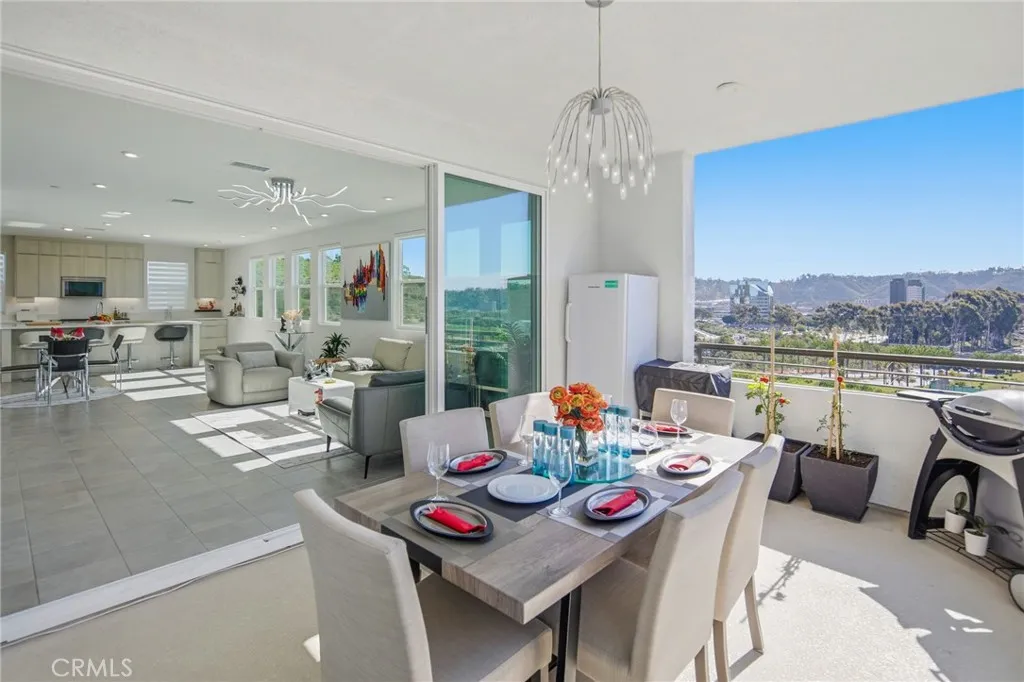 2739 Everly Drive, San Diego, California 92108 home-pic-31