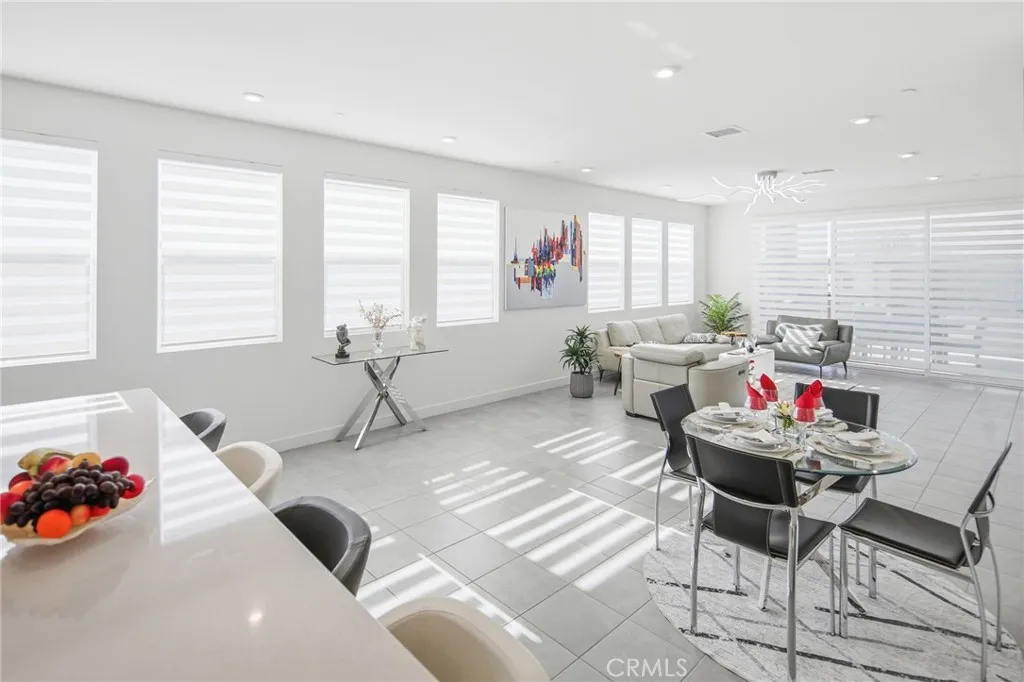 2739 Everly Drive, San Diego, California 92108 home-pic-17