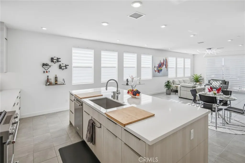 2739 Everly Drive, San Diego, California 92108 home-pic-18