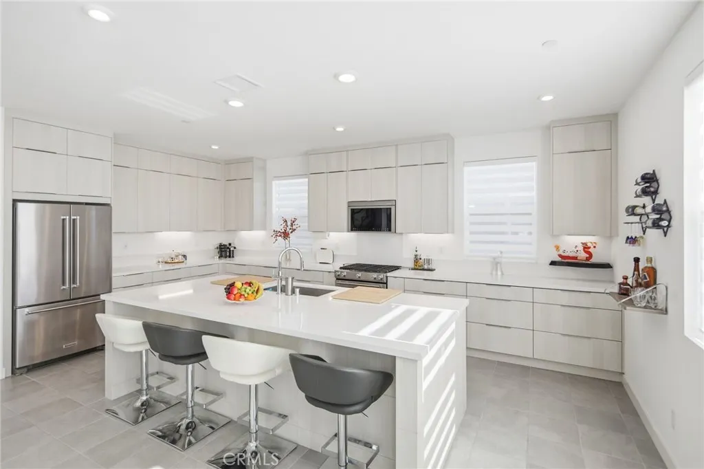 2739 Everly Drive, San Diego, California 92108 home-pic-15