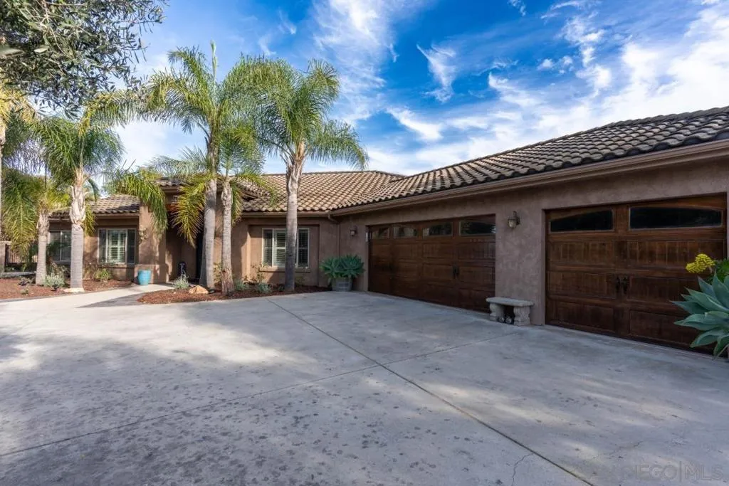 1195 Via Encinos, Fallbrook, California 92028 home-pic-36