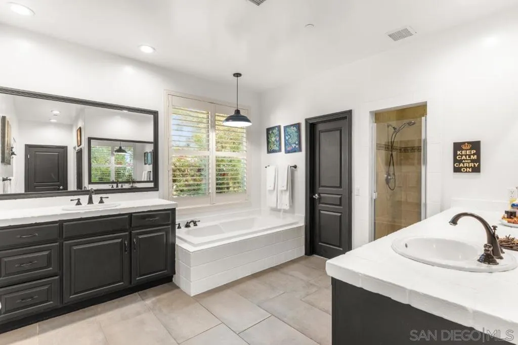 1195 Via Encinos, Fallbrook, California 92028 home-pic-16