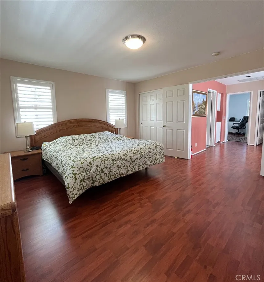 52 Danbury Lane, Irvine, California 92618 home-pic-12