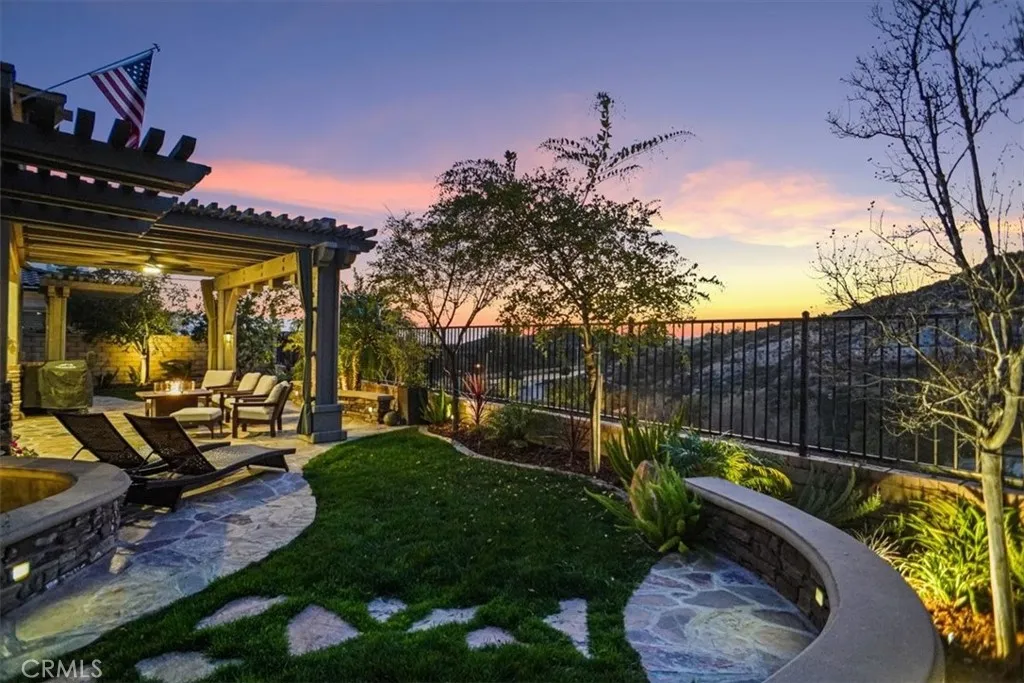 28115 Anvil Court, Valencia, California 91354 home-pic-2