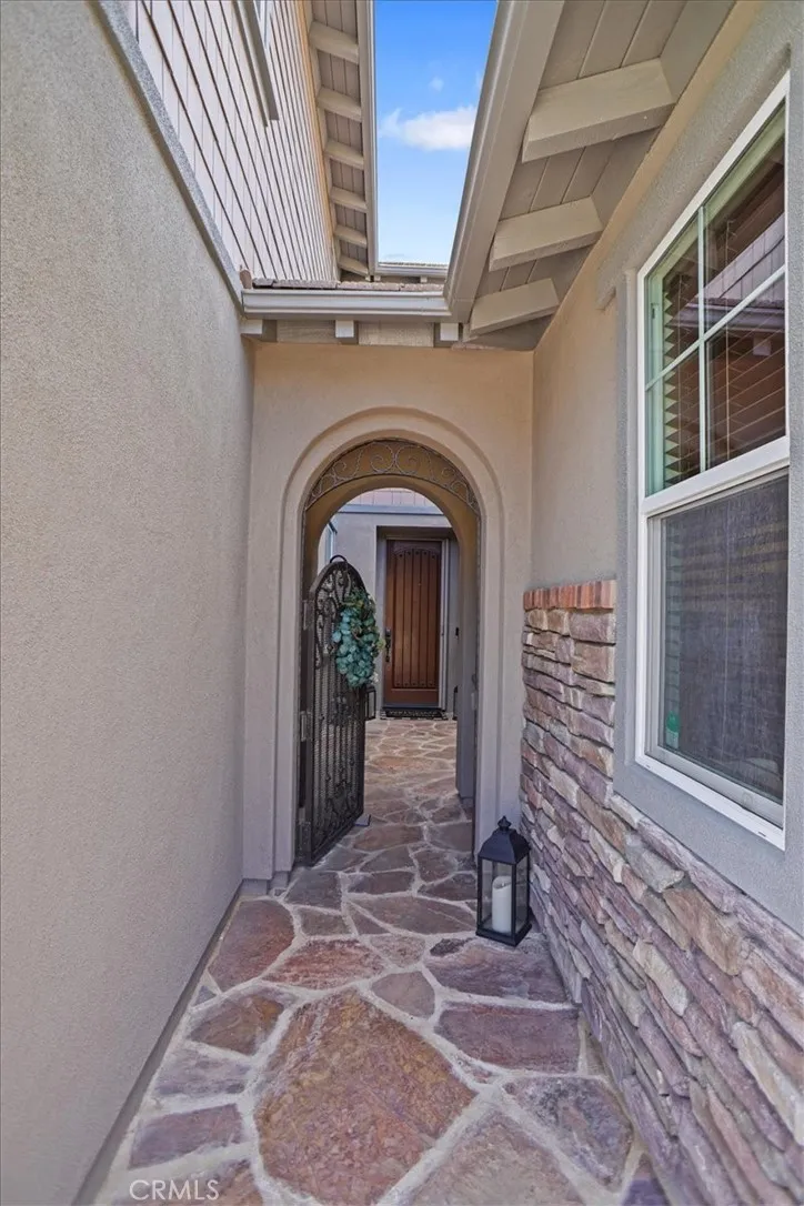 28115 Anvil Court, Valencia, California 91354 home-pic-3