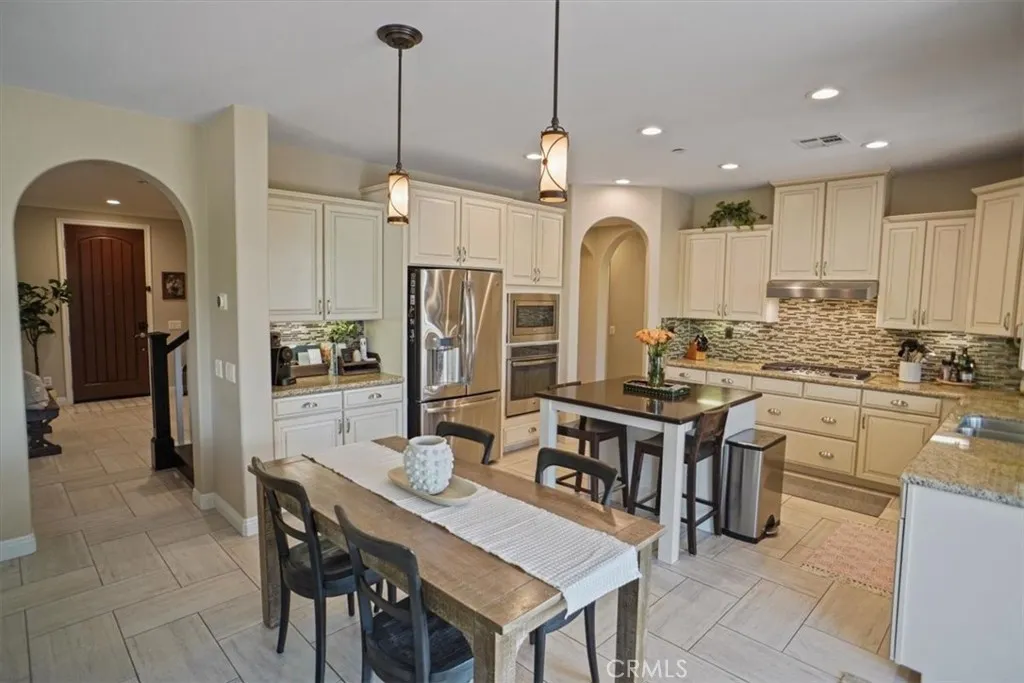 28115 Anvil Court, Valencia, California 91354 home-pic-6