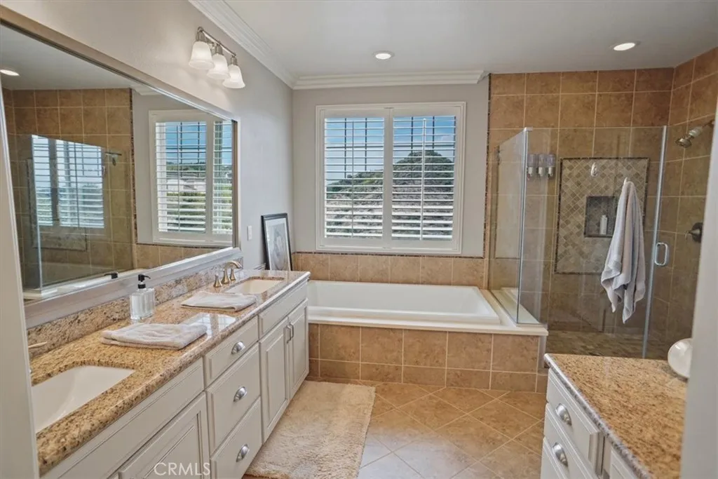 28115 Anvil Court, Valencia, California 91354 home-pic-28