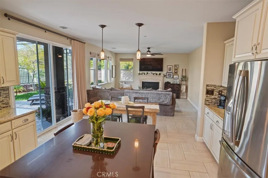 28115 Anvil Court, Valencia, California 91354 home-pic-9