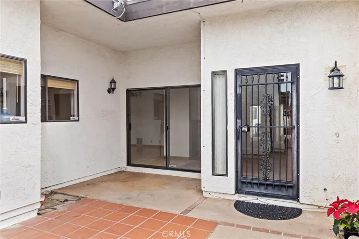 Entrance and courtyard/patio  area