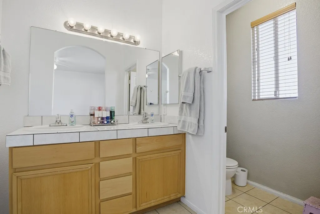 751 Pino Avenue, Lancaster, California 93535 home-pic-26
