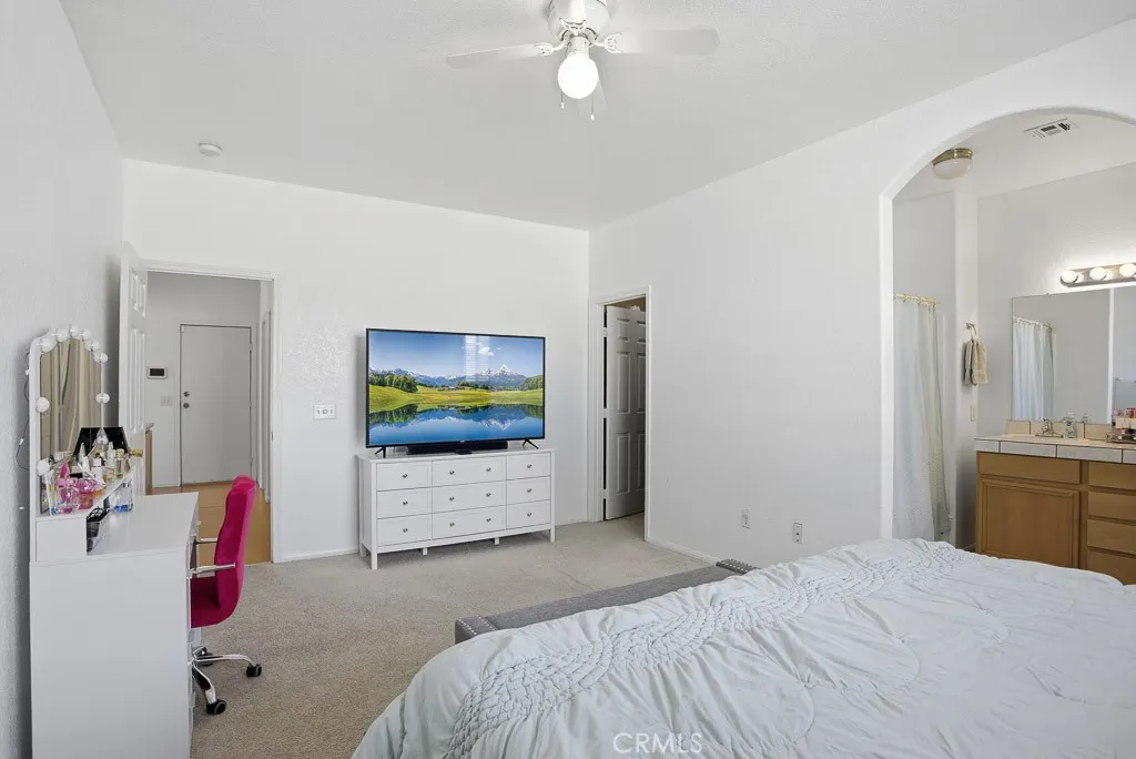 751 Pino Avenue, Lancaster, California 93535 home-pic-24