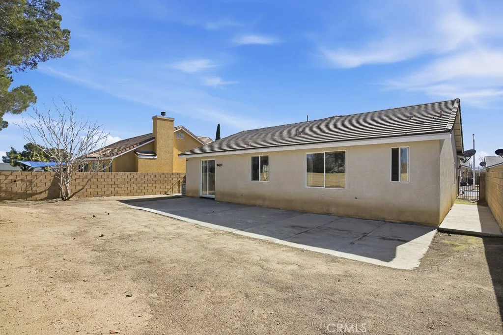 751 Pino Avenue, Lancaster, California 93535 home-pic-28