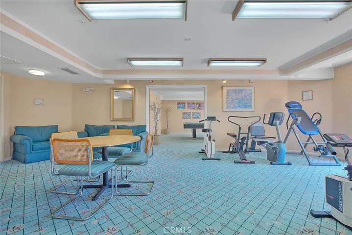 11410 Brookshire Avenue 113, Downey, California 90241
