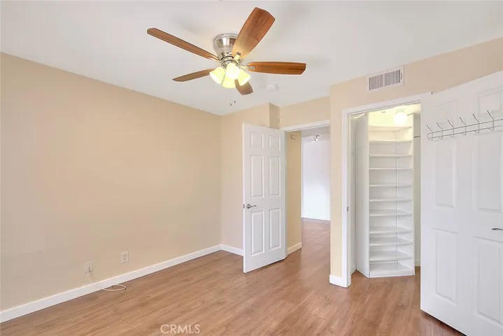 11410 Brookshire Avenue 113, Downey, California 90241
