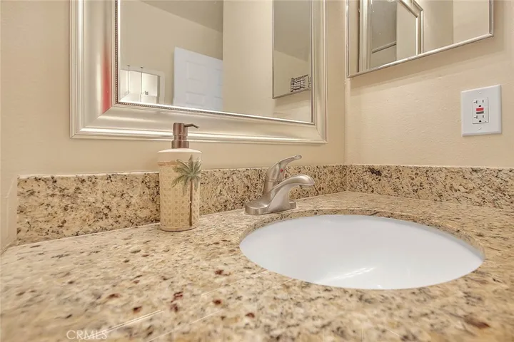 11410 Brookshire Avenue 113, Downey, California 90241