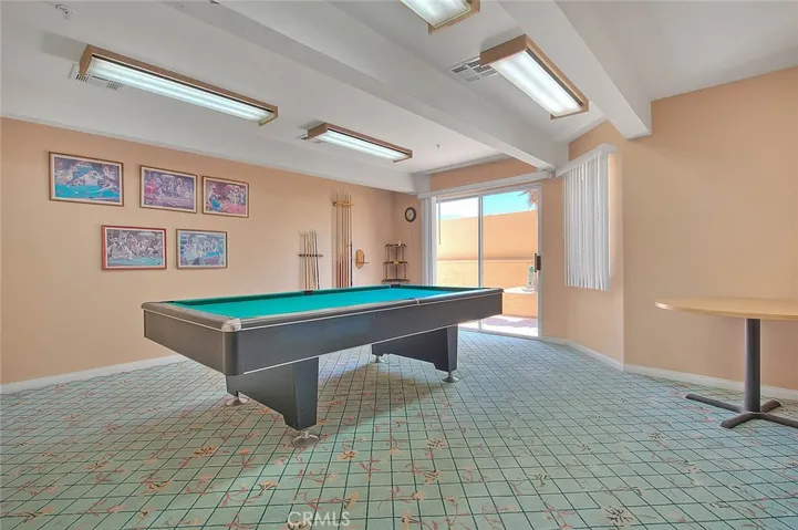 11410 Brookshire Avenue 113, Downey, California 90241