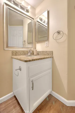 11410 Brookshire Avenue 113, Downey, California 90241