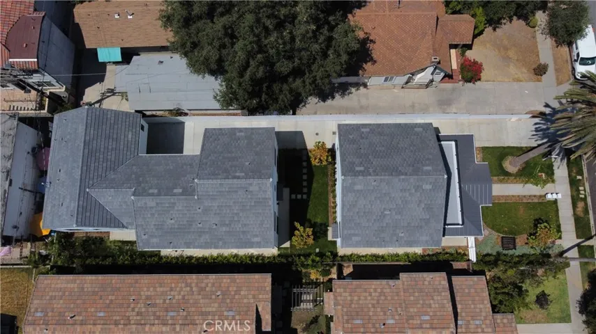 109 N Parkwood Avenue A, Pasadena, California 91107