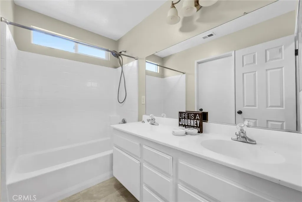 3273 Fig Court, Lake Elsinore, California 92530 home-pic-26