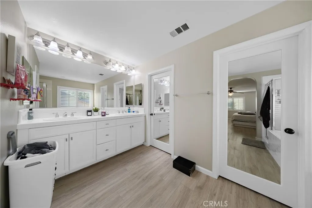 29851 Fox Creek, Menifee, California 92586 home-pic-12