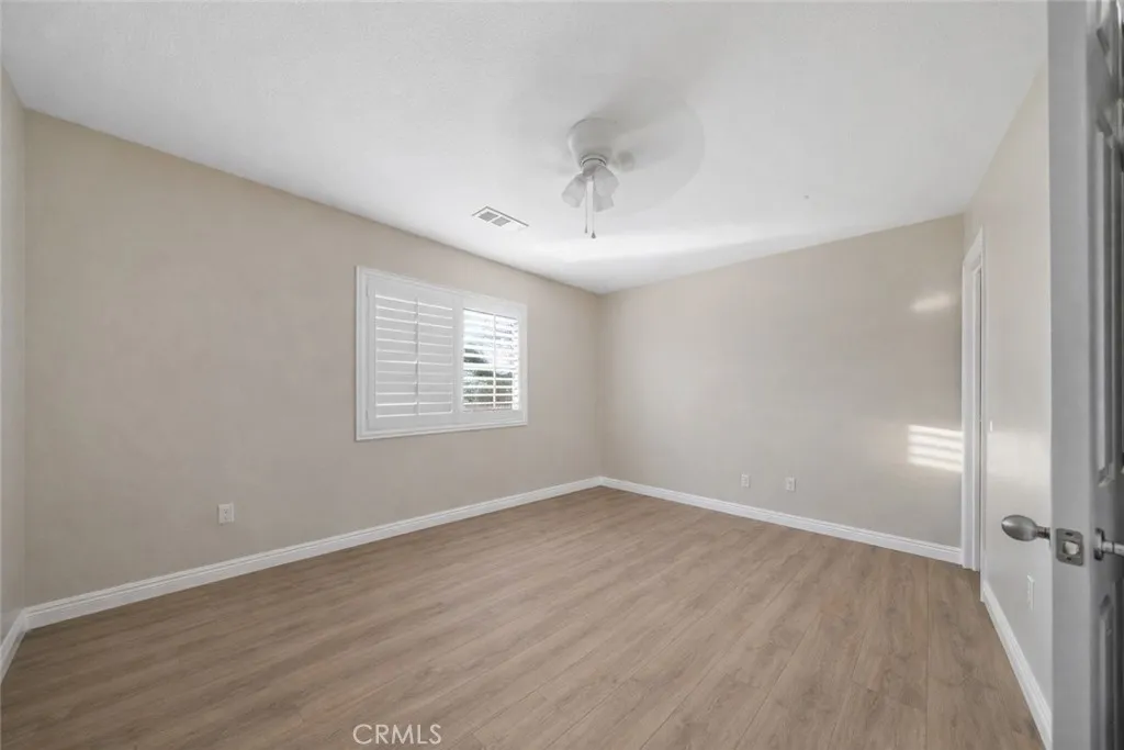 29851 Fox Creek, Menifee, California 92586 home-pic-17