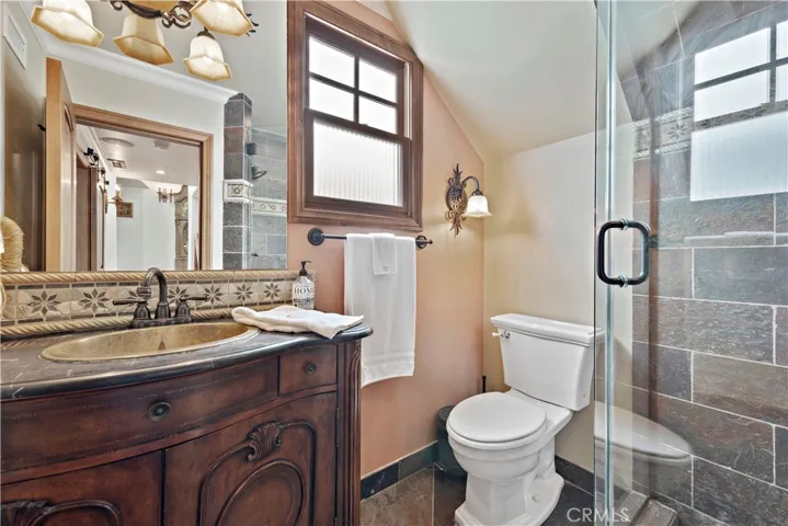 bathroom upstairs off den/loft area