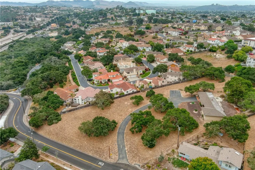 910 N 12th Street, Grover Beach, California 93433 home-pic-48