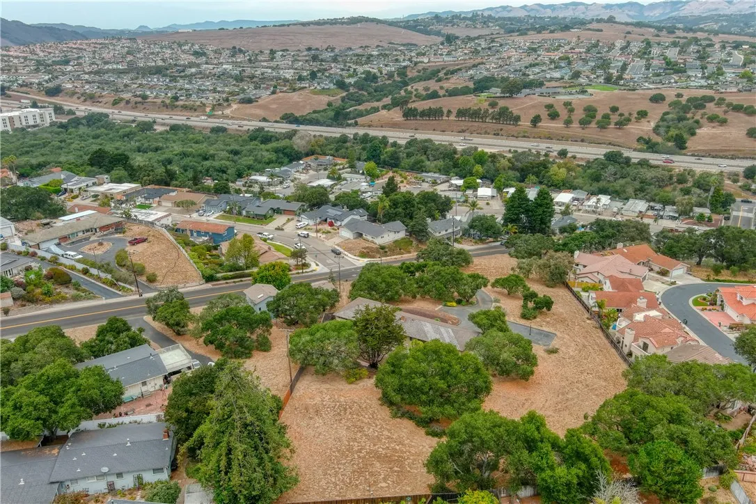 910 N 12th Street, Grover Beach, California 93433 home-pic-52