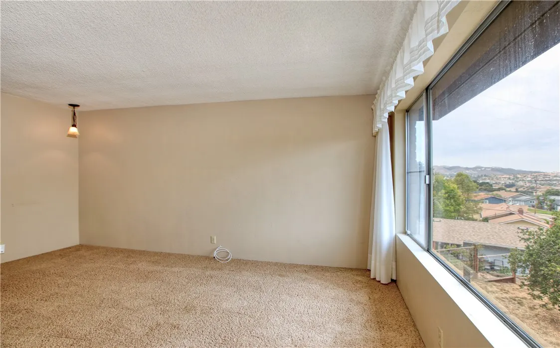 910 N 12th Street, Grover Beach, California 93433 home-pic-24