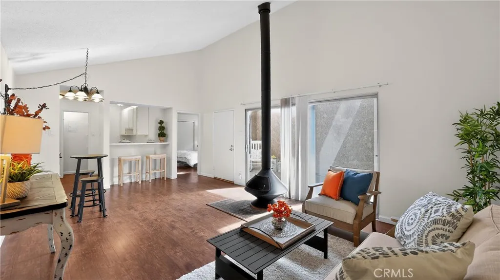 7890 E Spring 19a, Long Beach, California 90815 home-pic-2