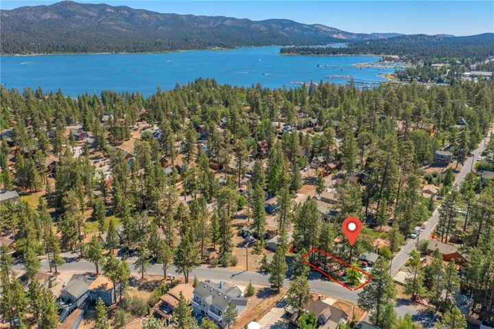 40104 Mahanoy Ln, Big Bear Lake, California 92315