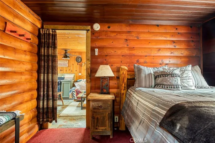 40104 Mahanoy Ln, Big Bear Lake, California 92315