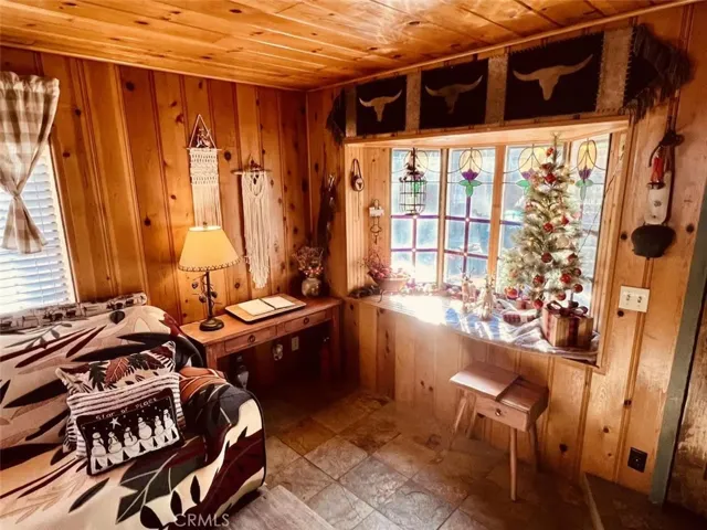 40104 Mahanoy Ln, Big Bear Lake, California 92315