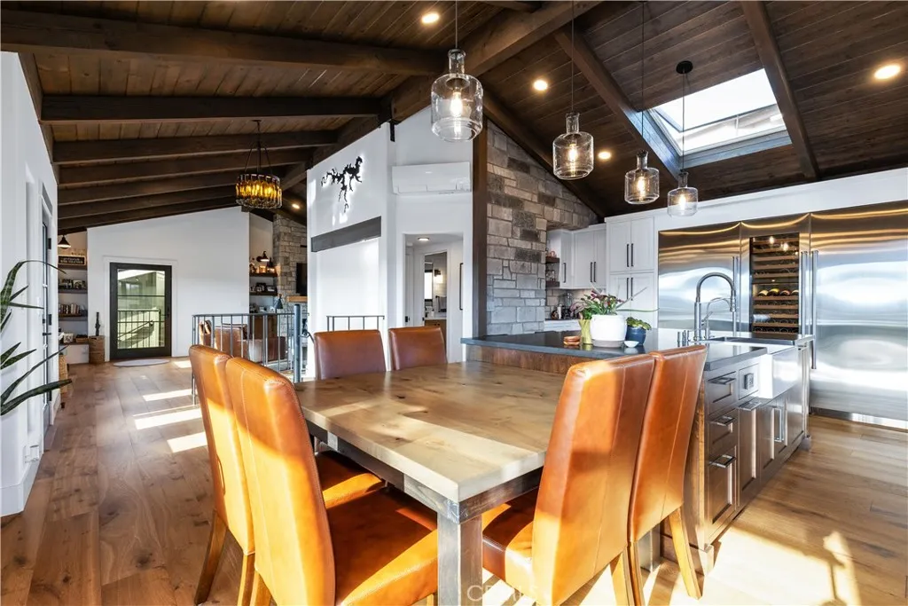 8214 Bass Point Road, Lake Nacimiento, California 93426 home-pic-17