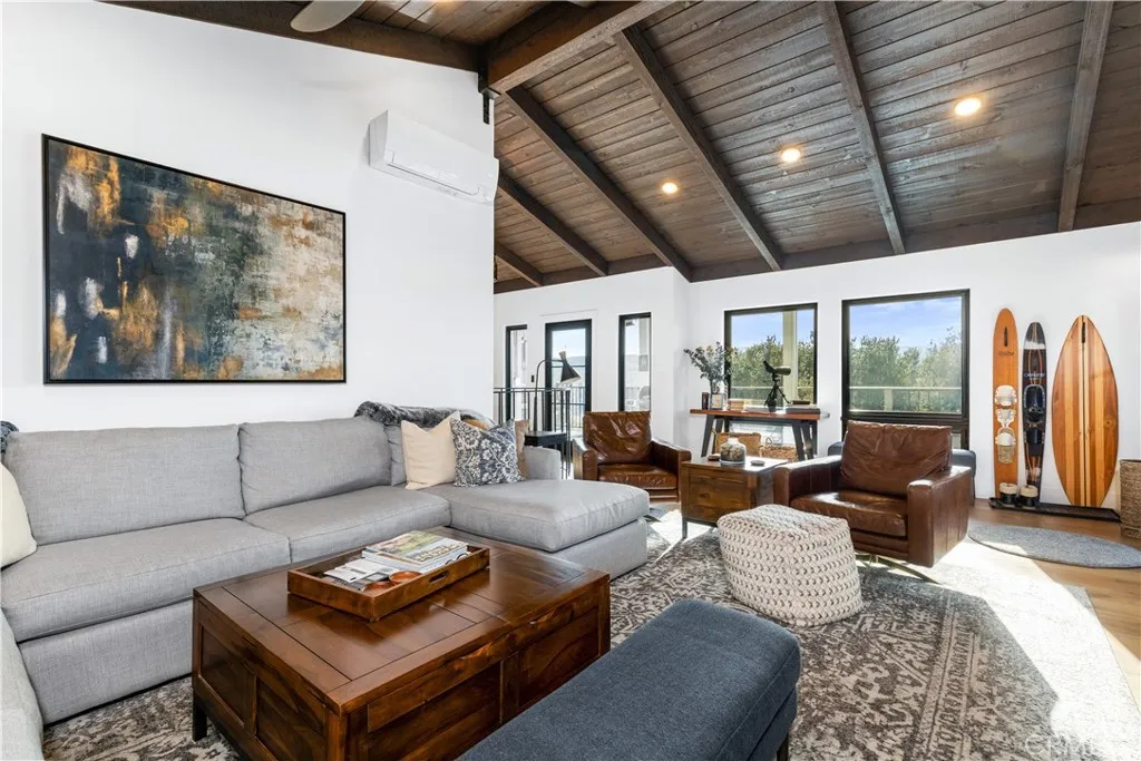 8214 Bass Point Road, Lake Nacimiento, California 93426 home-pic-11