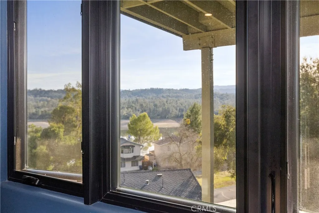 8214 Bass Point Road, Lake Nacimiento, California 93426 home-pic-34