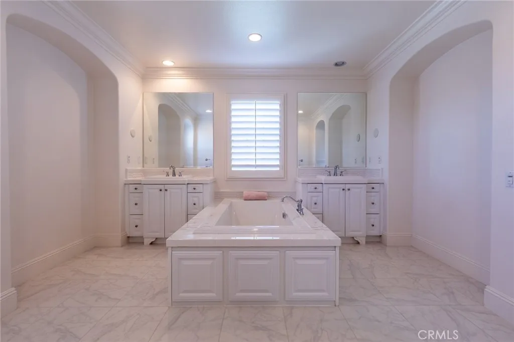 19519 Mulberry Drive, Walnut, California 91789 home-pic-10