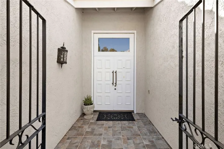 5215 Elvira, Laguna Woods, California 92637